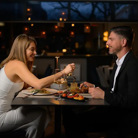 Готель A'mare 3*